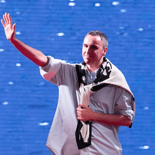 Breaking news: Ο Raf Simons αποχώρησε από τον Calvin Klein