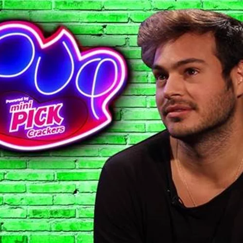 Σπύρος Σαμοΐλης | Τραγουδάει «Τα Πιο Γλυκά Χριστούγεννα» κάνοντας χορευτικά με τον Άγιο Βασίλη!