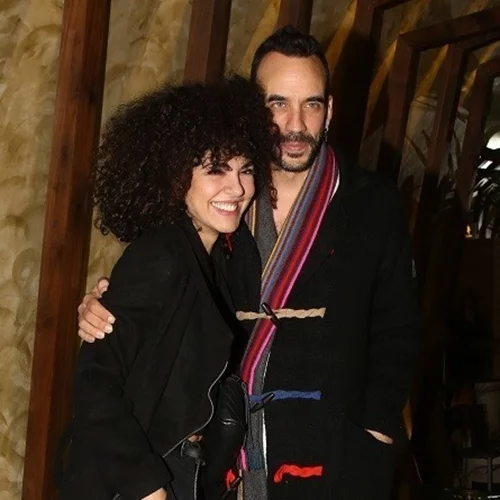 Μαρία Σολωμού - Πάνος Μουζουράκης | Αχώριστοι σε βραδινή έξοδο