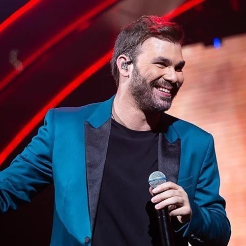 Γιώργος Σαμπάνης | Ακυρώθηκαν οι live εμφανίσεις του λόγω εισαγωγής του στο νοσοκομείο