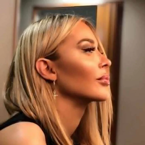 Η Αμαρυλλίς έβαψε τα μαλλιά της και σε συνδυασμό με το κούρεμα το αποτέλεσμα θα σου αρέσει πολύ