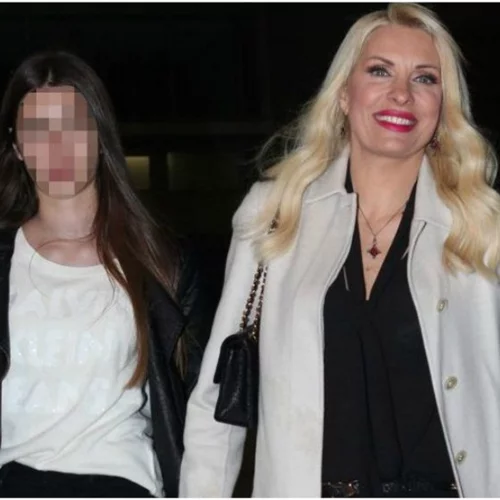 Ελένη Μενεγάκη | Αποκαλύπτει μέσω Instagram το ύψος της κόρης της