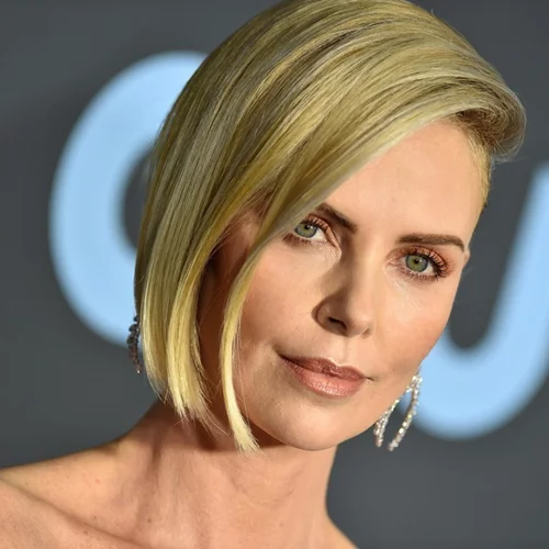 Charlize Theron | Δες την ηθοποιό στα πρώτα βήματα της καριέρας της ως μοντέλο