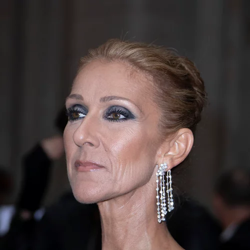 Η Celine Dion φόρεσε αυτό που δεν περιμέναμε ποτέ ότι θα φορούσε