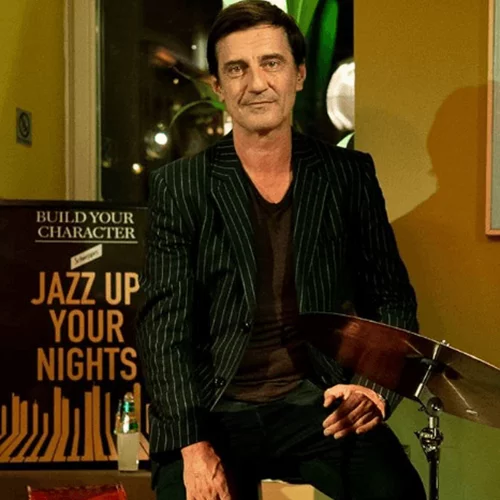 Ο Θοδωρής Κουτσογιαννόπουλος απαντά στο #10YearChallenge με την πιο επική φωτογραφία