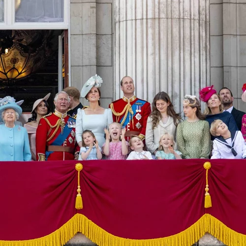 Οι βασιλικές ευχές για το νέο έτος του 2019!
