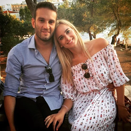 Άννη Πανταζή - Χριστόφορος Χούμας | Οι πρώτες φωτογραφίες με το μωρό τους