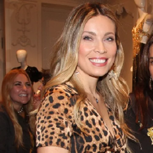 Μαριέττα Χρουσαλά | Στο fashion show της Σίλιας Κριθαριώτη (φορώντας Celia Kritharioti)