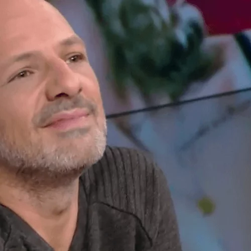 Νίκος Μουτσινάς | «Συνειδητοποίησα ποσό τιμωρούσα τον εαυτό μου χρόνια τώρα, δεν με αγαπούσα»