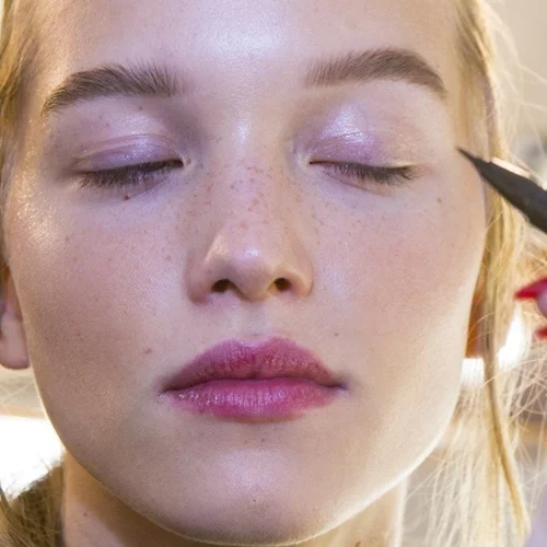 Αυτές είναι οι πρώτες beauty αγορές για το 2019