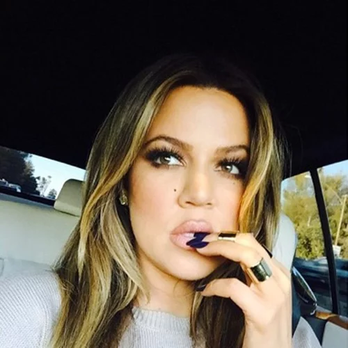 Khloe Kardashian | To manicure της που εξόργισε το Instagram