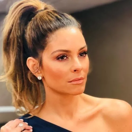 Maria Menounos | Φόρεσε ελληνική δημιουργία στις Χρυσές Σφάιρες