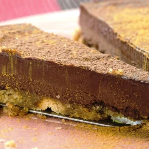 Τούρτα σοκολάτα με τα μελομακάρονα που περίσσεψαν!