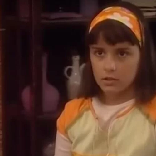 Δες πως είναι σήμερα η Βάλια από το «Καφέ της Χαράς»