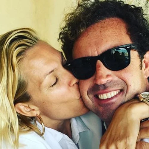 Βίκυ Καγιά - Ηλίας Κρασσάς | Η ύπεροχη τούρτα για τα γενέθλια του γιου τους και το τρυφερό μήνυμα