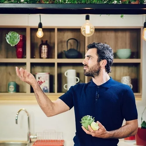 Γιάννης Αποστολάκης | Εσύ ξέρεις ποιος είναι ο μπαμπάς του;