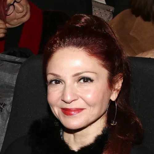 Ταμίλα Κουλίεβα | Σπάνια επίσημη έξοδος με τον σκηνοθέτη σύζυγό της