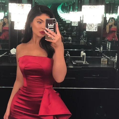 Kylie Jenner | Δες τι της ετοίμασε ο Travis Scott για την ημέρα του Αγίου Βαλεντίνου