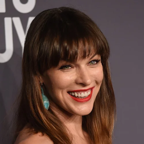 Milla Jovovich | Αποκάλυψε το πρόβλημα υγείας της νεογέννητης κόρης της