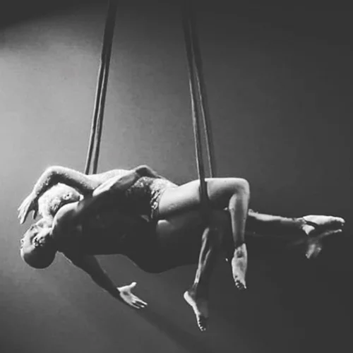 Ποια διάσημη τραγουδίστρια απέκτησε το δικό της αστέρι στο Hollywood Walk Of Fame;