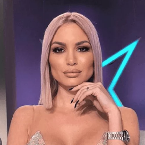 Αλεξάνδρα Παναγιώταρου | Νέα έξοδος, με μακριά μαλλιά (αλά Kylie Jenner)