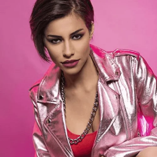 Ειρήνη Στεριανού | Η κοπέλα που έκλαψε όσο καμία όταν έκοψε τα μαλλιά της στο GNTM, έβαλε extensions