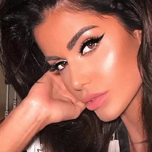 Διχάζει ξανά | Η Ιωάννα Μπέλλα έγινε (για λίγο) ξανθιά. Ναι ή όχι;