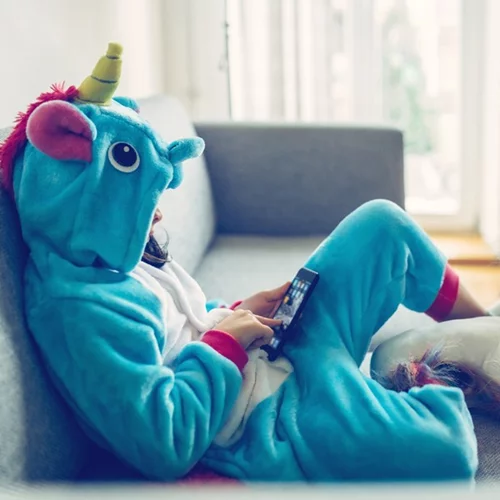 Υπάρχουν γυαλιά για προστασία από το μπλε φως των οθονών και είναι ιδανικά για τα παιδιά