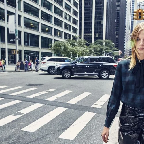 Πώς να φορέσω τη φούστα | Οι πιο stylish χειμερινοί συνδυασμοί