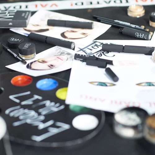 Τι καλλυντικά να αγοράσεις τον Φεβρουάριο | Επιλογές από 10 ευρώ