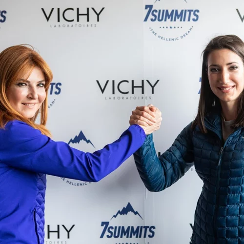 Οι 2 Ελληνίδες αλπινίστριες ξεκινούν να κατακτήσουν το Έβερεστ