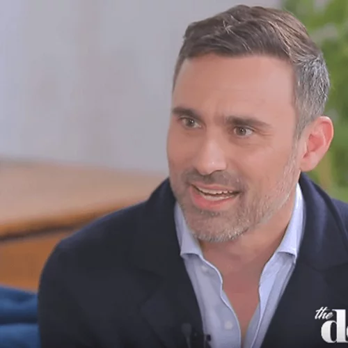 Γιώργος Καπουτζίδης | Οι κόντρες με τα πάνελ & ο λόγος που δεν έγραψε σειρά μετά την «Εθνική Ελλάδος»