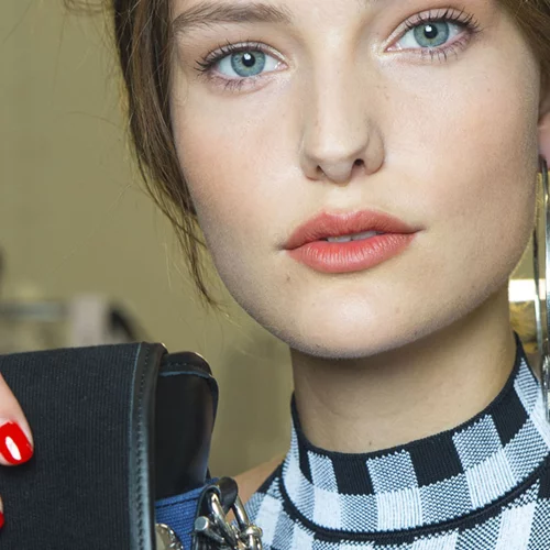 Τάσεις μανικιούρ 2019 | Τι θα κάνουμε στα νύχια μας τo καλοκαίρι