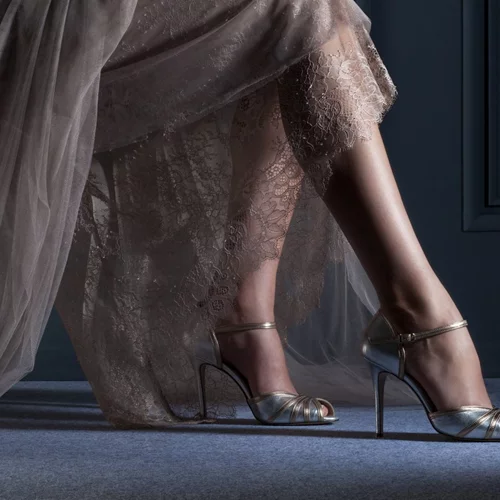 Νυφικά παπούτσια 2019 | Ένα ελληνικό brand θα σου τα φτιάξει όπως τα έχεις φανταστεί