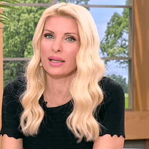 Ελένη Μενεγάκη | Η αλλαγή στην εμφάνισή της και το μυστικό πίσω από αυτήν