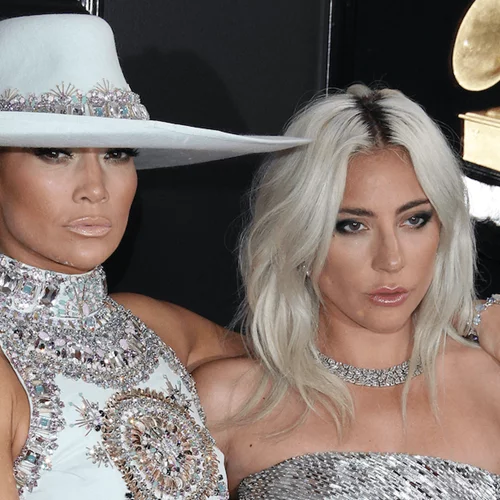 Grammys 2019 | Τα looks από το πιο extravagant κόκκινο χαλί