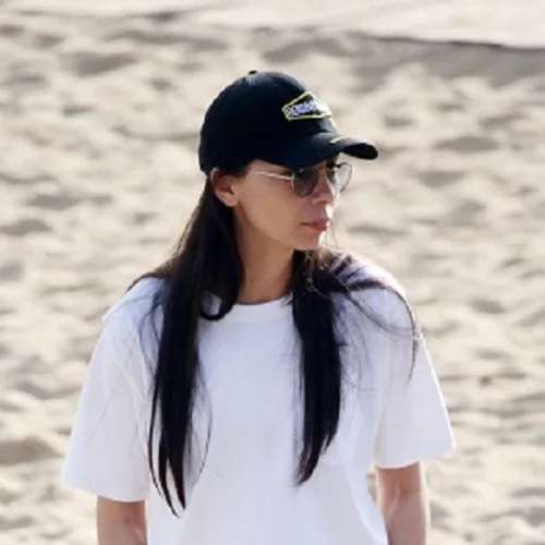 Η Ολυμπία Χοψονίδου ποζάρει με μαγιό | Δες τις άψογες αναλογίες της μετά από έξι γέννες