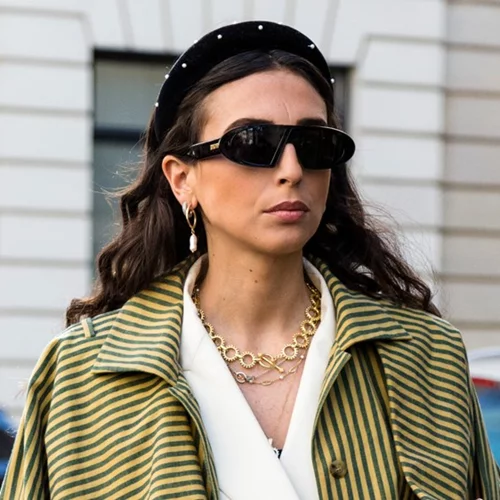 Τι σκουλαρίκια να βάλω; Έτσι θα επιλέγεις σκουλαρίκια σε κάθε σου εμφάνιση