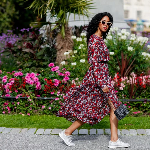 Τα 15 πιο ωραία φλοράλ φορέματα για το καλοκαίρι 2019