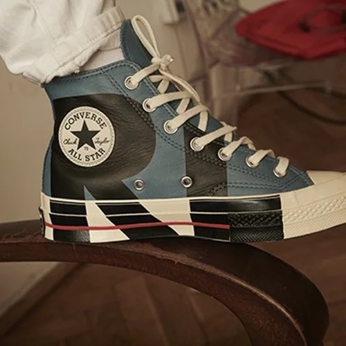 Μια iconic καμπάνια περιγράφει τι σημαίνει να είσαι “Γένους Θηλυκού"