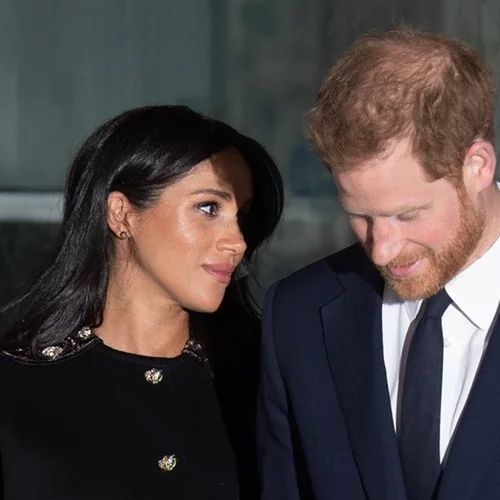 Meghan Markle-Πρίγκιπας Harry | Ο λόγος που έψαξαν το τηλέφωνο ενός fan