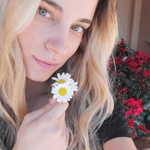 Η Δούκισσα Νομικού καλωσορίζει την Άνοιξη με την πιο γλυκιά φωτογραφία με τον Σάββα