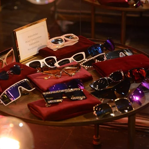 Στα Beauty Stars by Madame Figaro δοκιμάσαμε τα πιο ωραία γυαλιά ηλίου της σεζόν