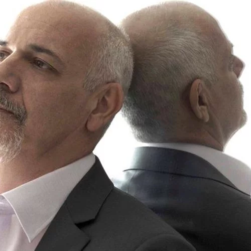 Γιώργος Κιμούλης | Η κούκλα 25χρονη κόρη του τράβηξε τα βλέμματα όλων στην πρεμιέρα του (pics)