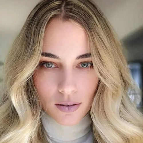 Δούκισσα Νομικού | Η φωτογραφία με το γιο της και το σχόλιο για το γιο της Αθηνάς Οικονομάκου