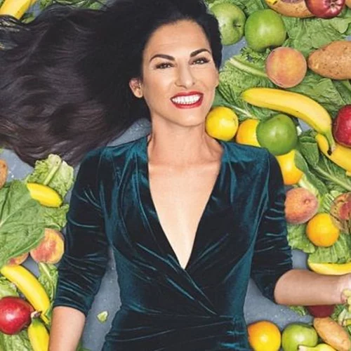 Ελένη Ψυχούλη | Με ανανεωμένη εμφάνιση στην εκπομπή της Ναταλίας Γερμανού