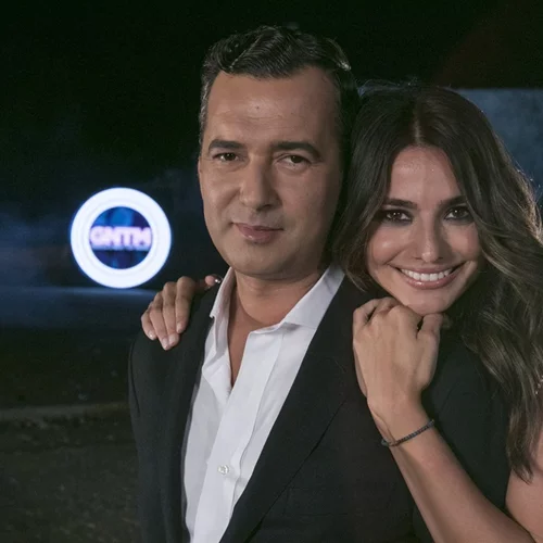 10 Years Challenge | Ο Άγγελος Μπράτης μάς έδειξε πώς ήταν η Ηλιάνα Παπαγεωργίου πριν από μία δεκαετία