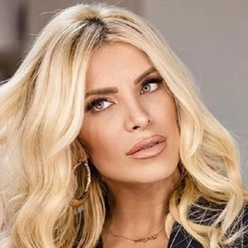 Βραδινή έξοδος με τους φίλους σου; Πάρε ιδέες από το ντύσιμο της Κατερίνας Καινούργιου