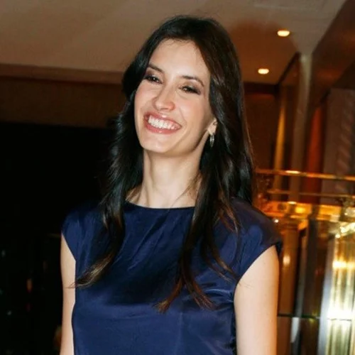 Μάρα Δαρμουσλή | Δες με ποιον είναι ζευγάρι η μελαχρινή καλλονή (pic)