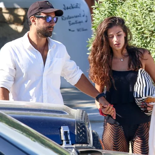 Σάκης Τανιμανίδης | Το απρόοπτο περιστατικό στον Άγιο Δομίνικο και τα "μούτρα" της Χριστίνας Μπόμπα